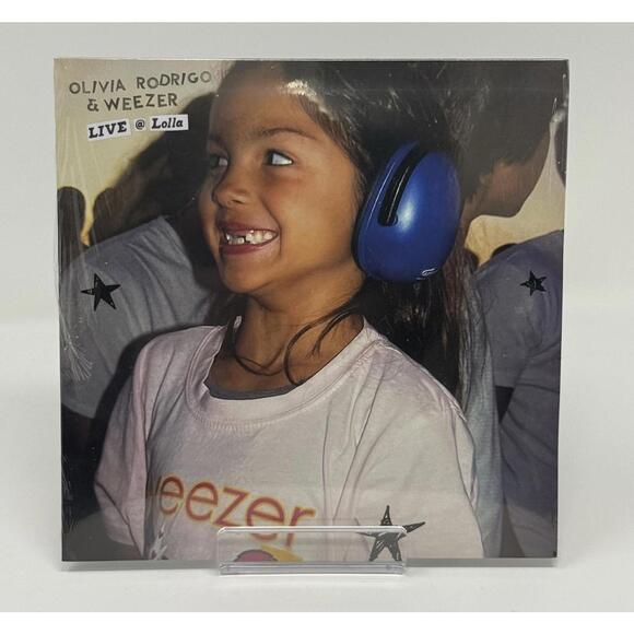 Olivia Rodrigo x Weezer Live 7